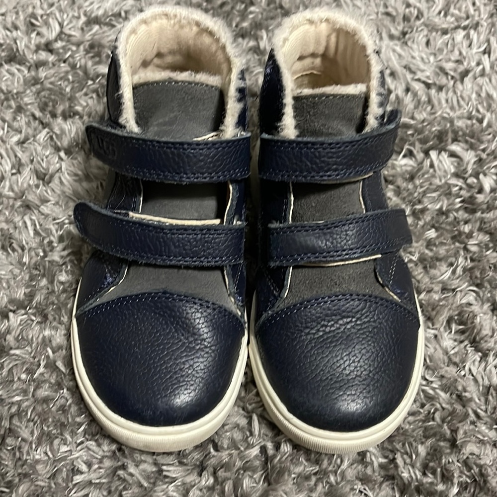 Ugg boots toddler boys